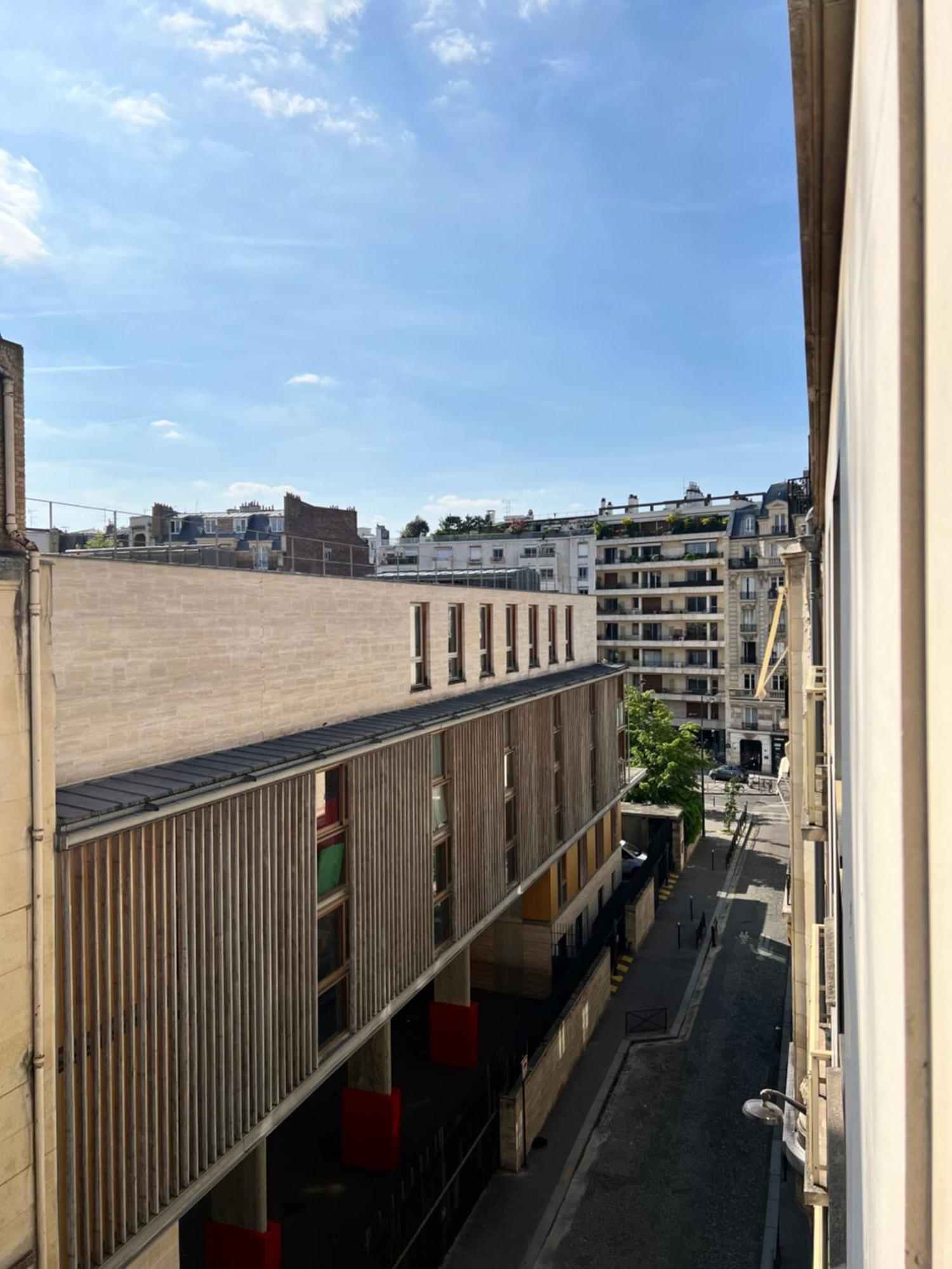 Your Parisian Hideaway - Entire Apartment エクステリア 写真