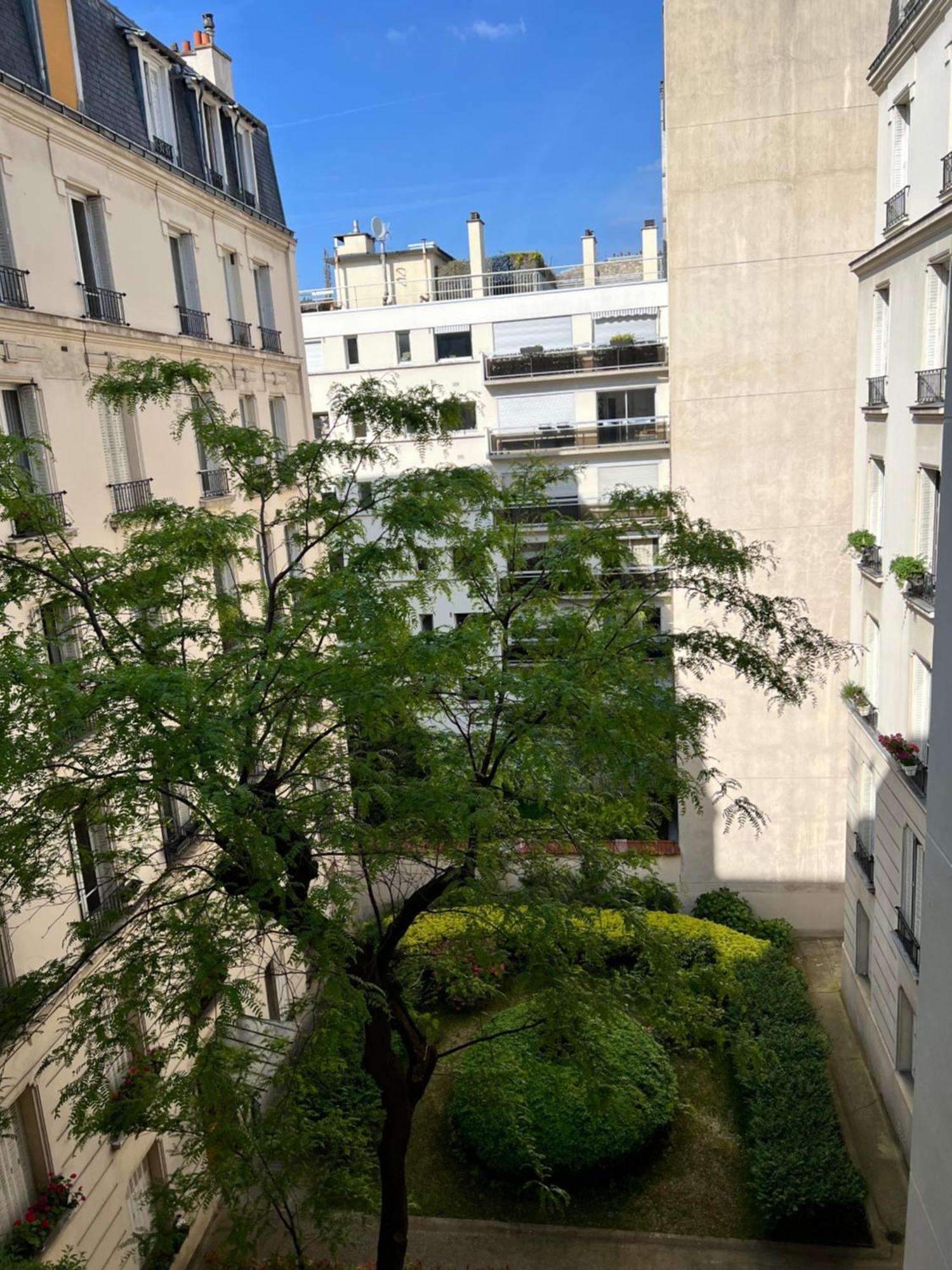 Your Parisian Hideaway - Entire Apartment エクステリア 写真