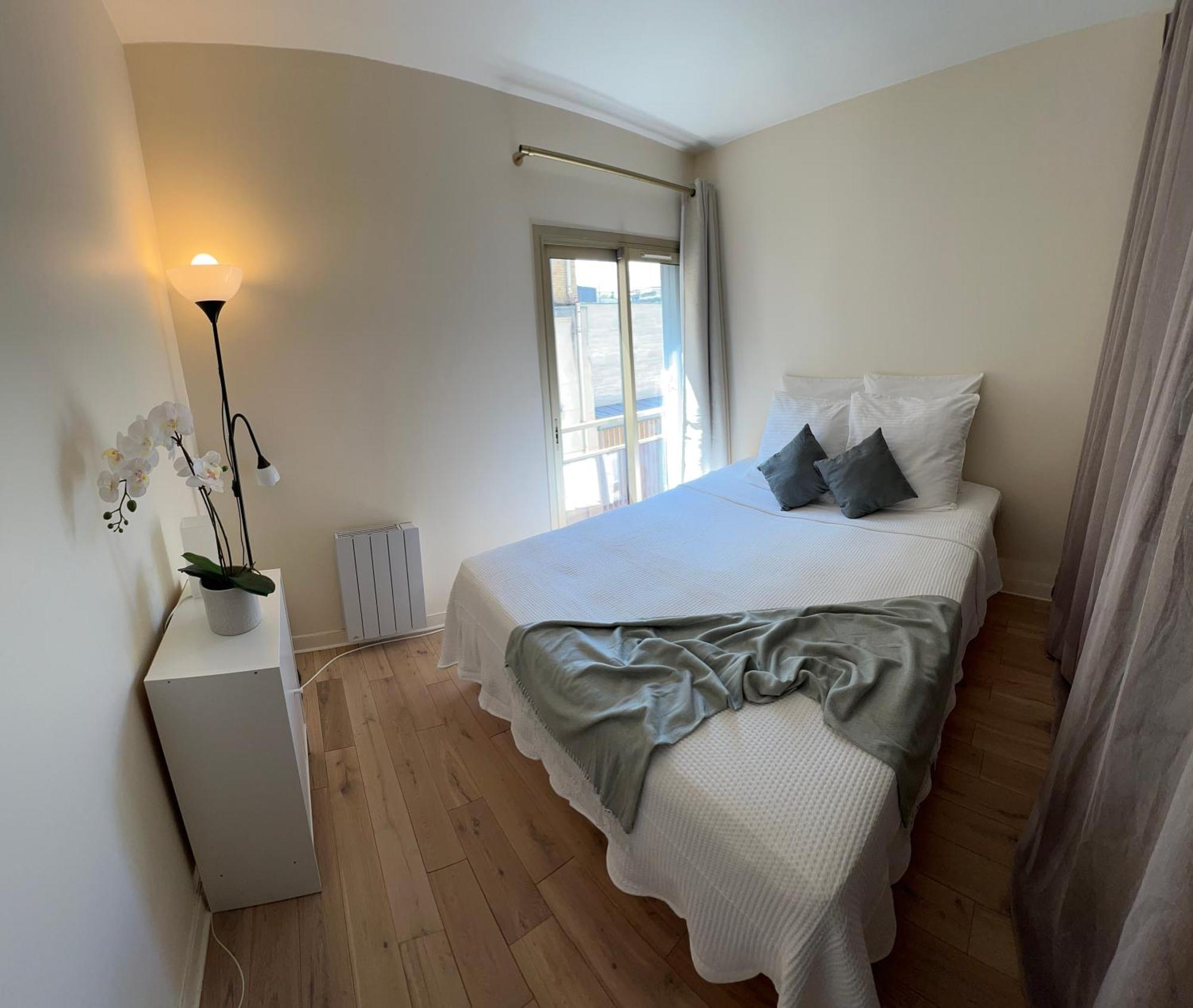 Your Parisian Hideaway - Entire Apartment エクステリア 写真