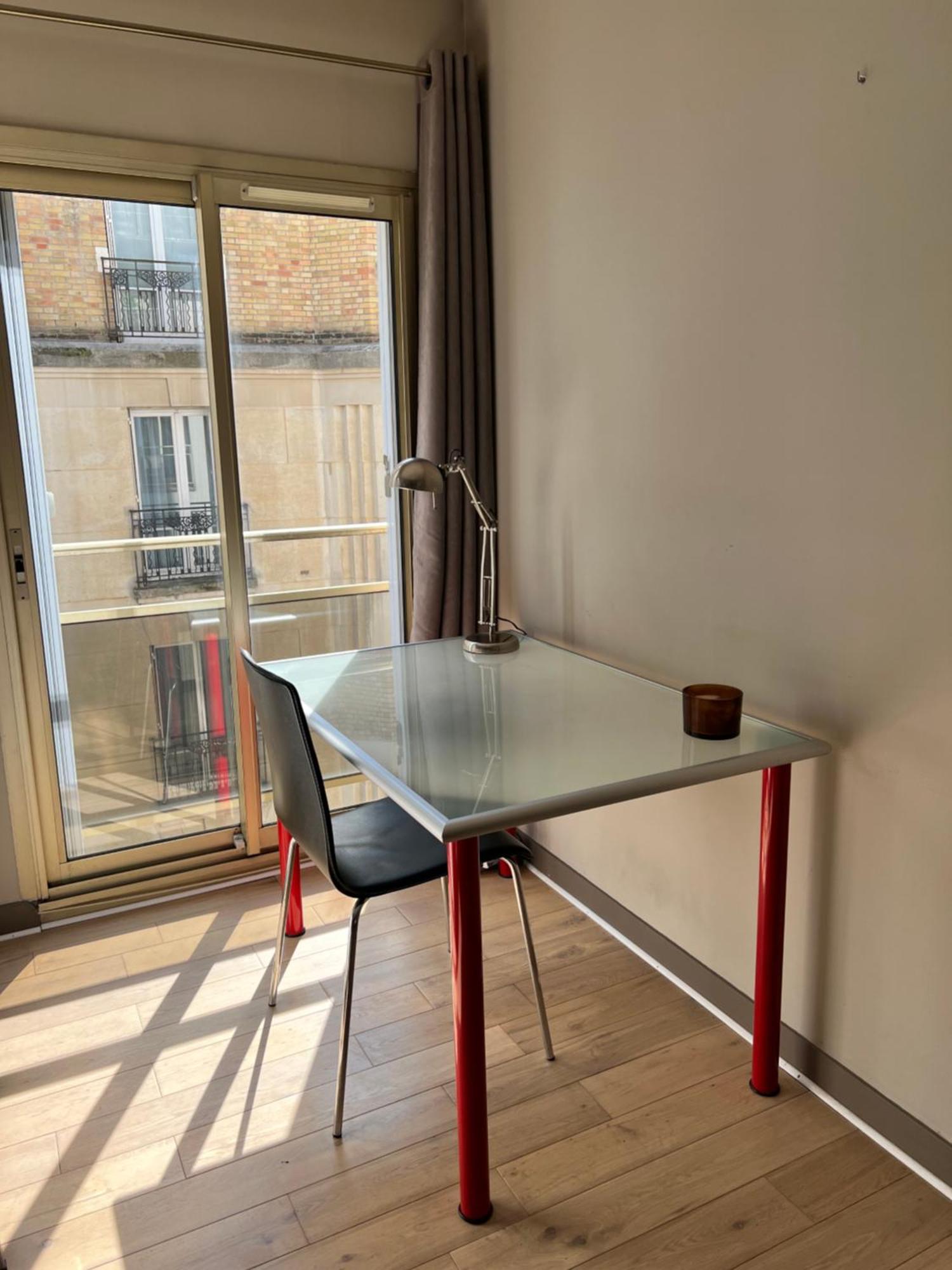 Your Parisian Hideaway - Entire Apartment エクステリア 写真